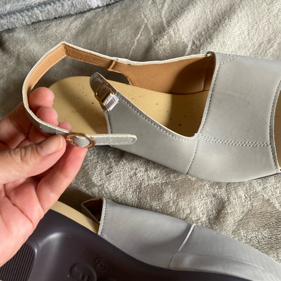 Sandals 👡 ladies size 42 NWOT - Picture 7 of 10